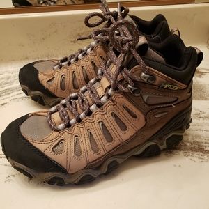 Oboz Sawtooth Mid BDry Hiking Boots size 6.5